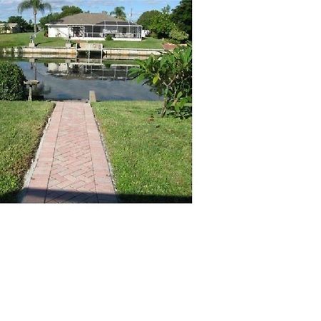 Villa Flannie Cape Coral Exterior photo