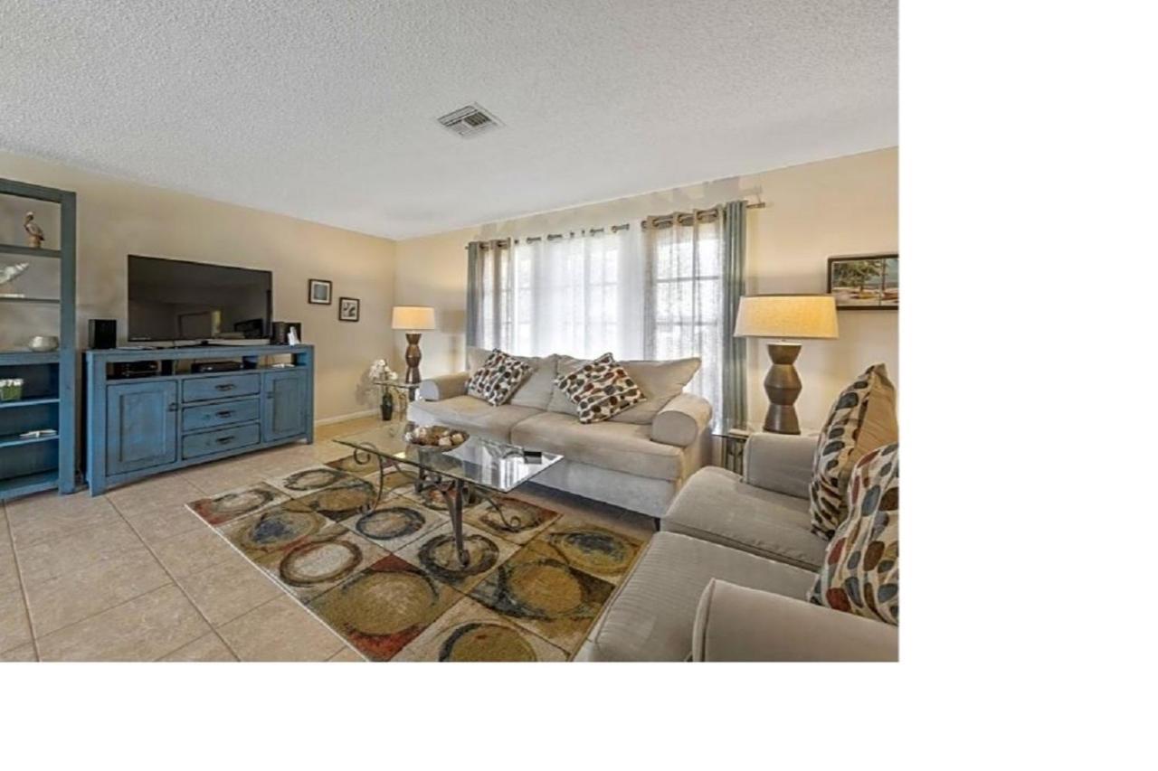 Villa Flannie Cape Coral Exterior photo
