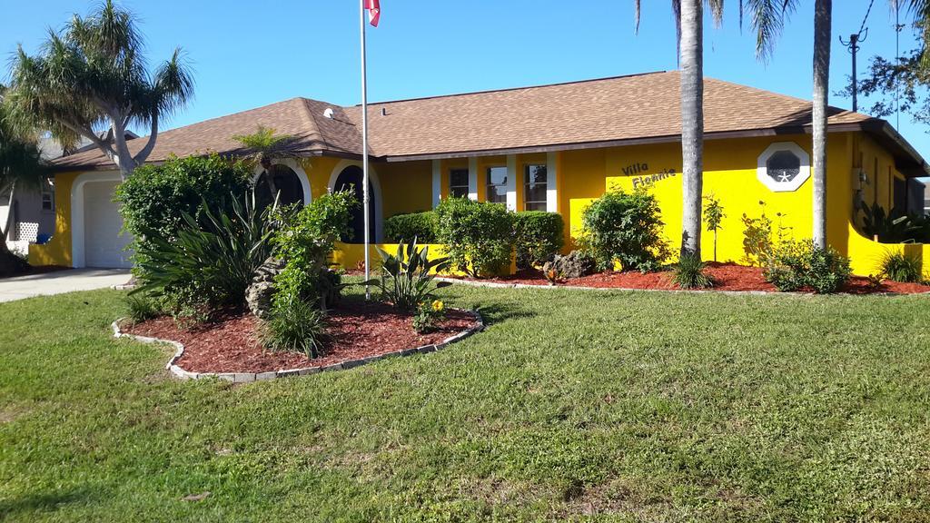 Villa Flannie Cape Coral Exterior photo